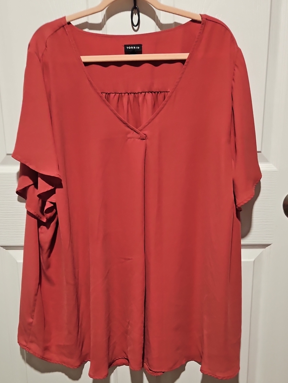 Torrid Coral Orange V‑Neck Flutter Sleeve Tunic